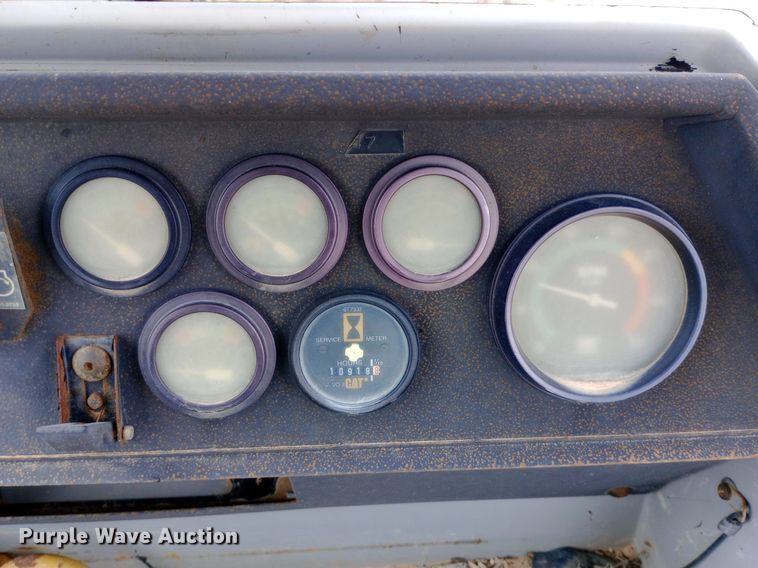 image for item NU9868 1995 Caterpillar 416B backhoe