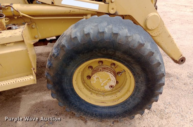 image for item NU9868 1995 Caterpillar 416B backhoe