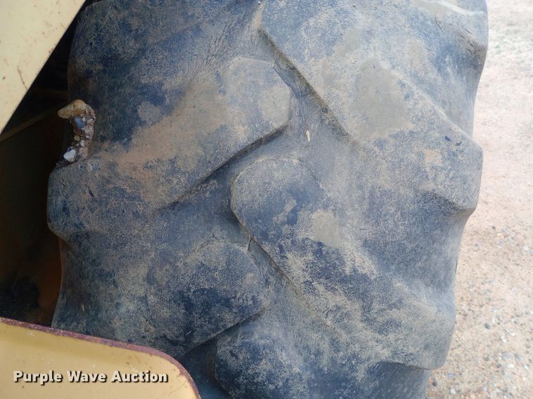 image for item NU9868 1995 Caterpillar 416B backhoe