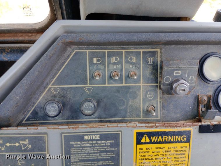 image for item NU9869 1995 Caterpillar  416B backhoe