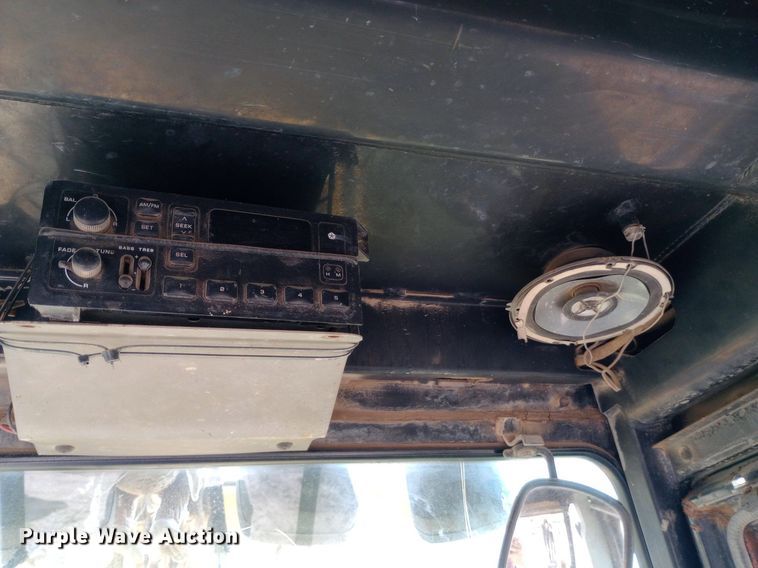 image for item NU9869 1995 Caterpillar  416B backhoe