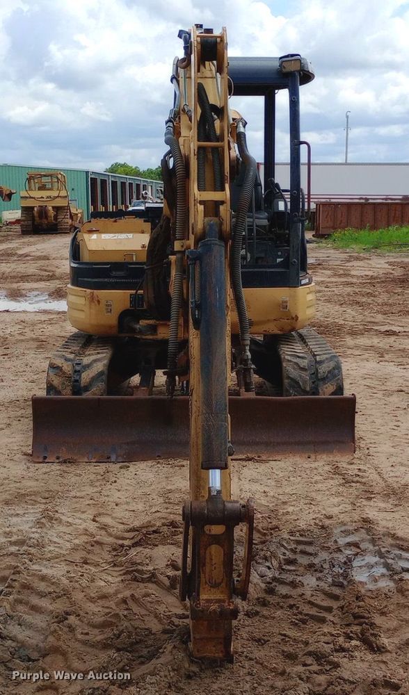image for item NU9870 2004 Caterpillar  305C CR mini excavator