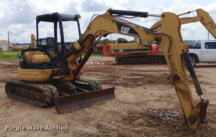 image for item NU9870 2004 Caterpillar  305C CR mini excavator