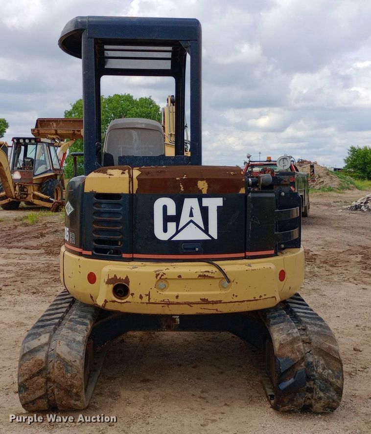 image for item NU9870 2004 Caterpillar  305C CR mini excavator