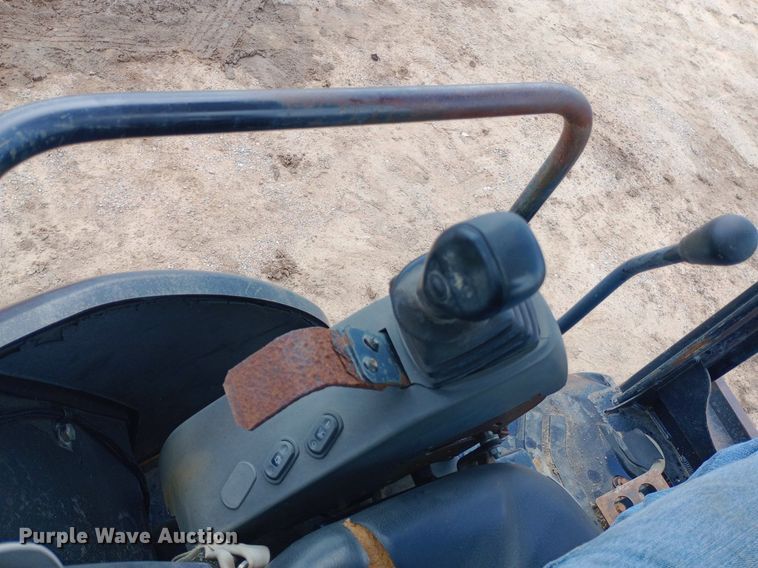 image for item NU9870 2004 Caterpillar  305C CR mini excavator