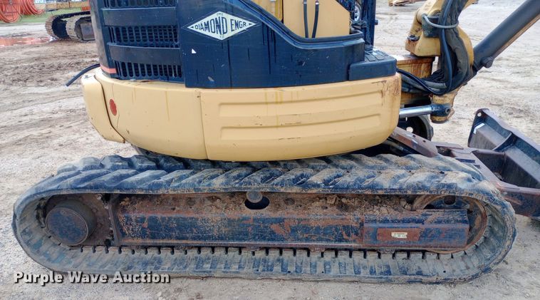 image for item NU9870 2004 Caterpillar  305C CR mini excavator