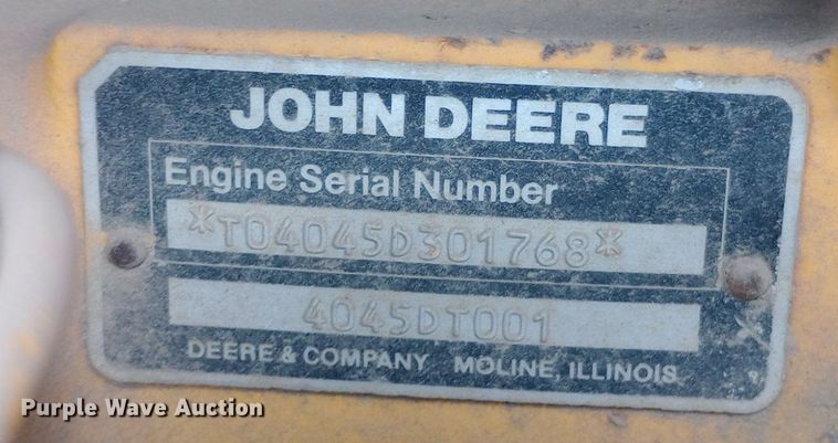image for item NU9873 1989 John Deere 410C backhoe