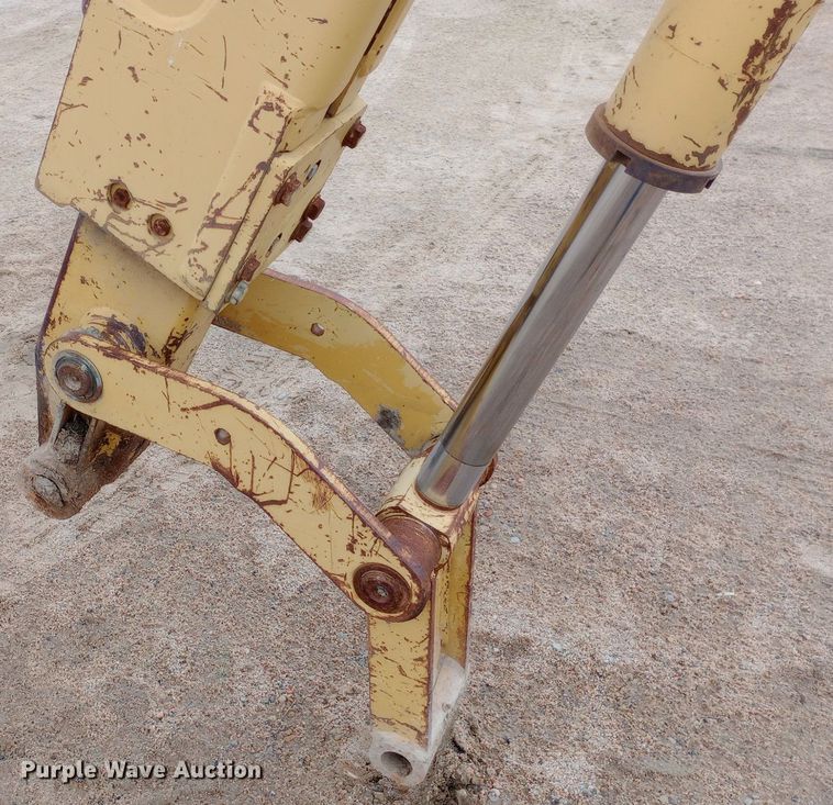 image for item NU9874 1997 Caterpillar  416C backhoe