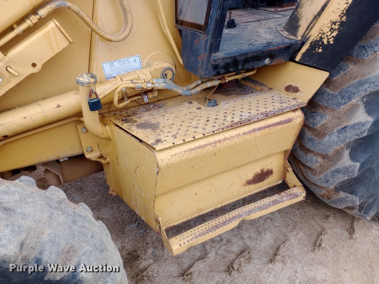 image for item NU9874 1997 Caterpillar  416C backhoe