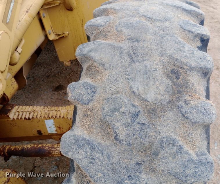 image for item NU9874 1997 Caterpillar  416C backhoe