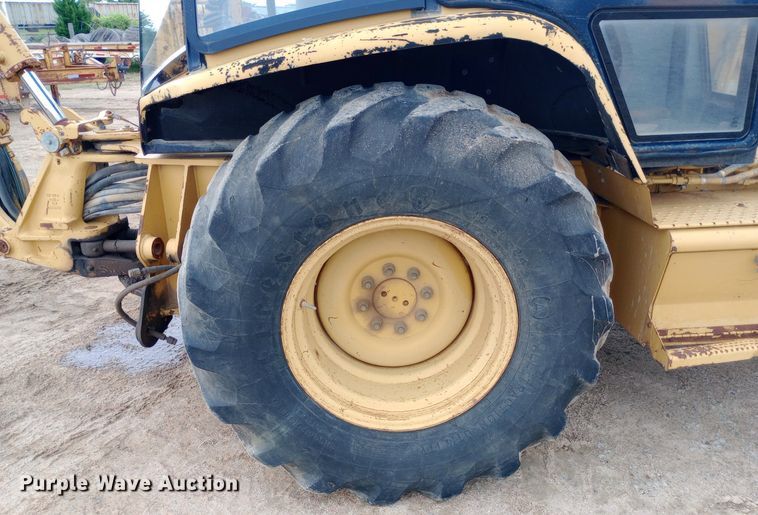 image for item NU9874 1997 Caterpillar  416C backhoe