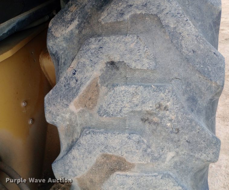 image for item NU9874 1997 Caterpillar  416C backhoe