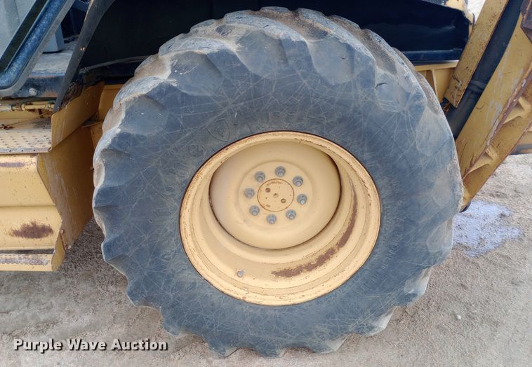 image for item NU9874 1997 Caterpillar  416C backhoe