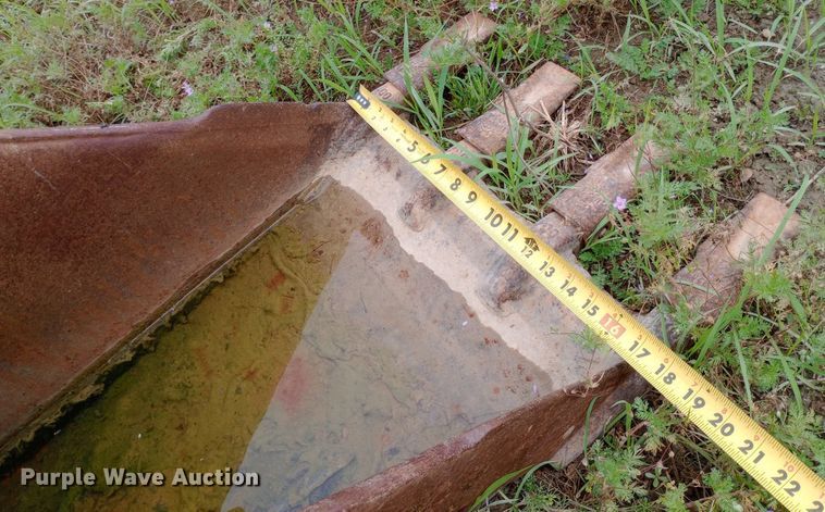 image for item NU9876 1996 Caterpillar  416C backhoe