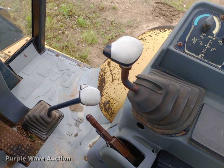 image for item NU9876 1996 Caterpillar  416C backhoe