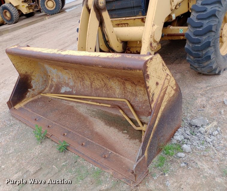 image for item NU9877 1998 Caterpillar  416C backhoe