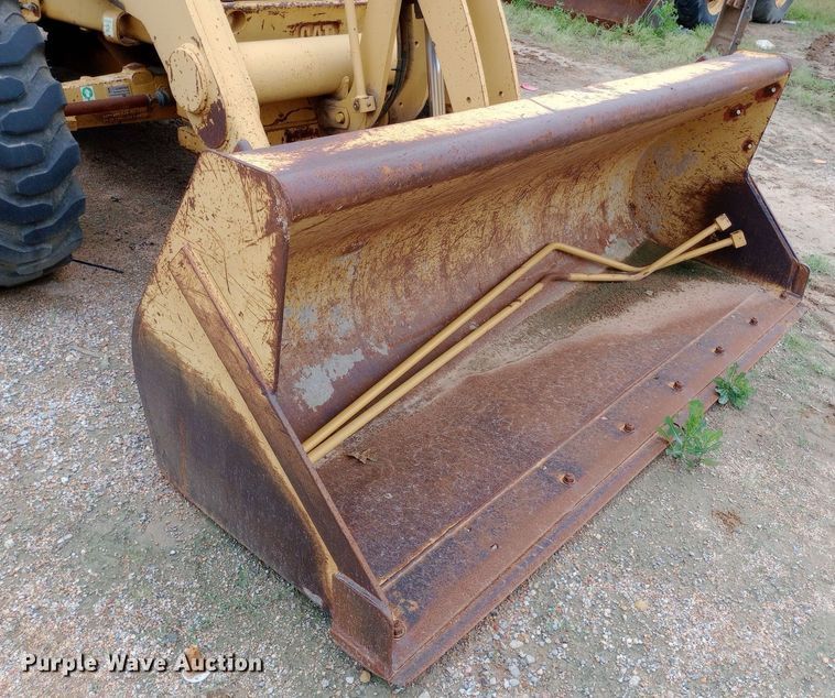 image for item NU9877 1998 Caterpillar  416C backhoe