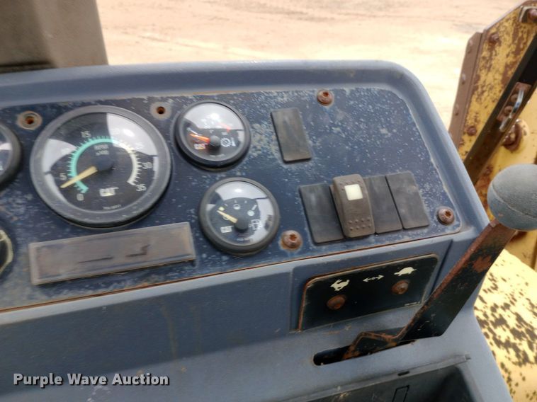 image for item NU9877 1998 Caterpillar  416C backhoe