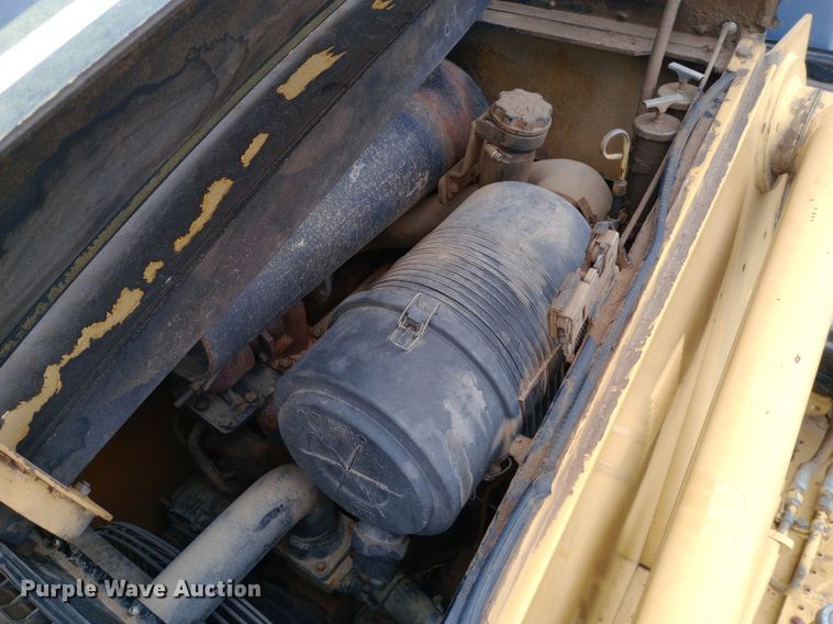 image for item NU9877 1998 Caterpillar  416C backhoe