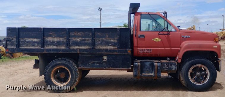 image for item NU9878 1990 GMC Topkick C6500 dump truck
