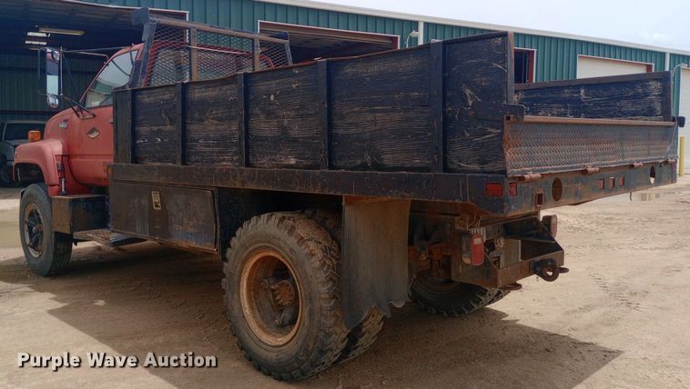image for item NU9878 1990 GMC Topkick C6500 dump truck