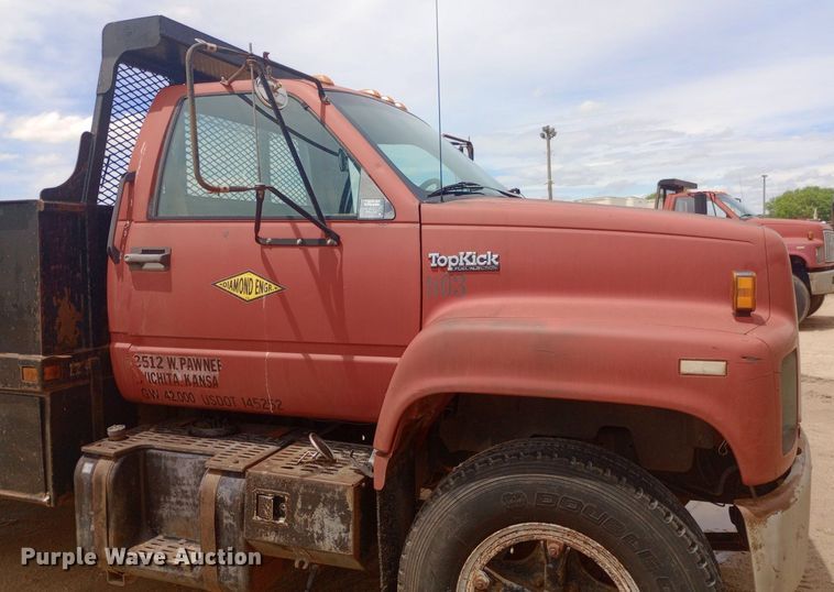 image for item NU9878 1990 GMC Topkick C6500 dump truck