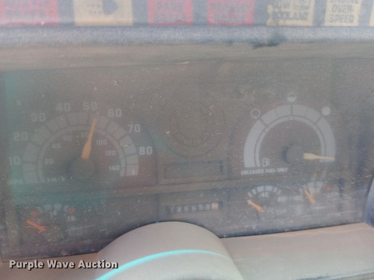 image for item NU9878 1990 GMC Topkick C6500 dump truck