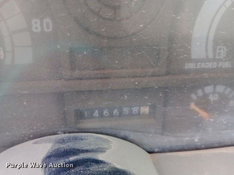 image for item NU9878 1990 GMC Topkick C6500 dump truck