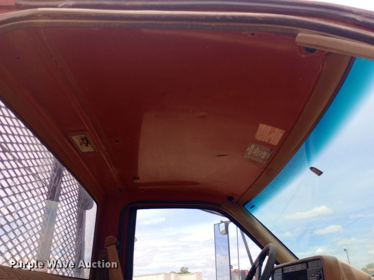 image for item NU9878 1990 GMC Topkick C6500 dump truck