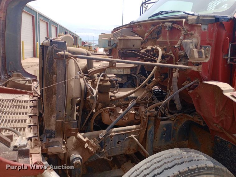 image for item NU9878 1990 GMC Topkick C6500 dump truck