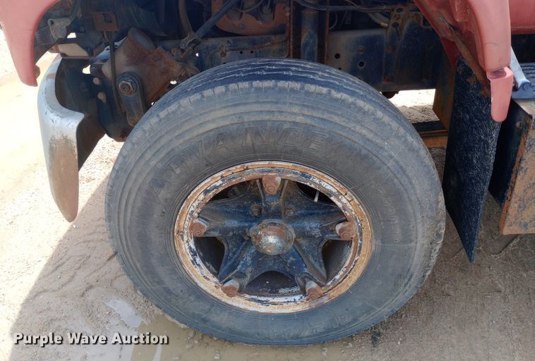 image for item NU9878 1990 GMC Topkick C6500 dump truck