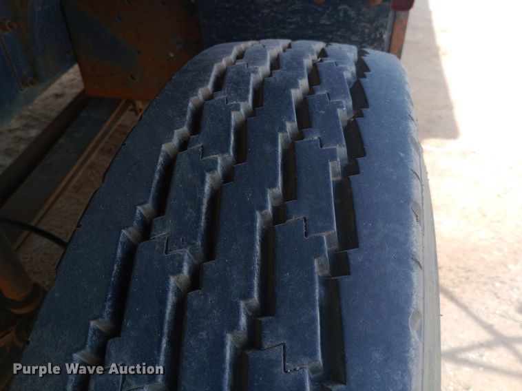 image for item NU9878 1990 GMC Topkick C6500 dump truck