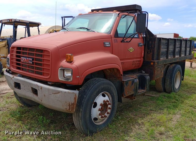 image for item NU9879 1997 GMC C7500 dump truck