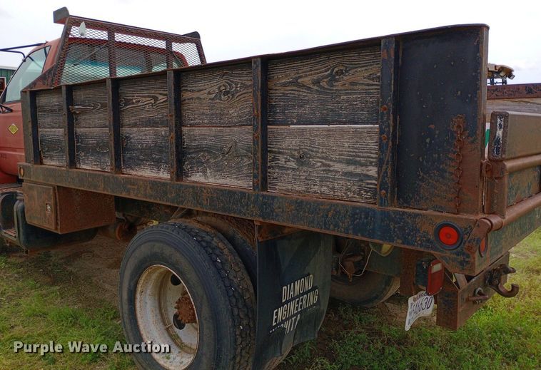 image for item NU9879 1997 GMC C7500 dump truck