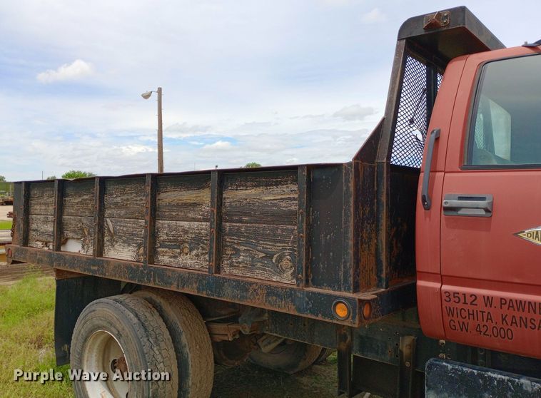 image for item NU9879 1997 GMC C7500 dump truck