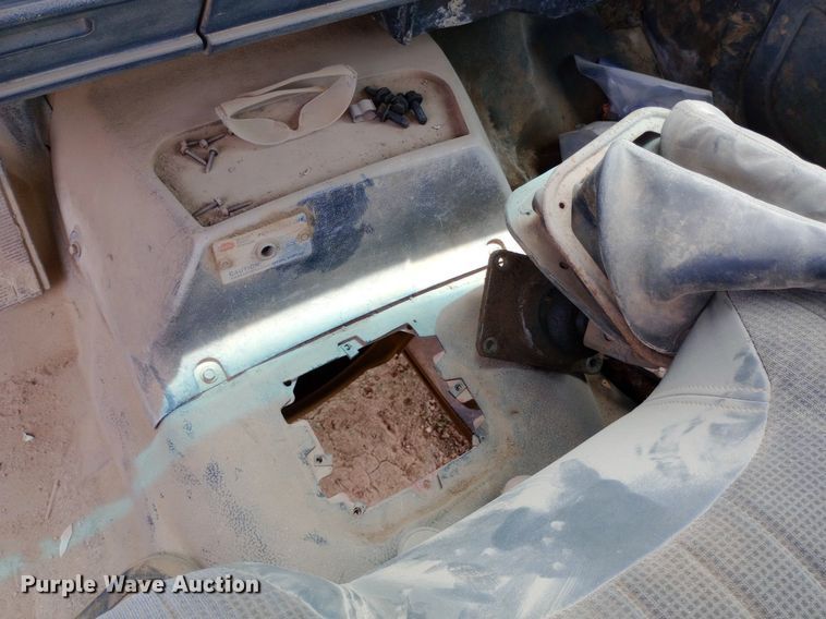 image for item NU9879 1997 GMC C7500 dump truck