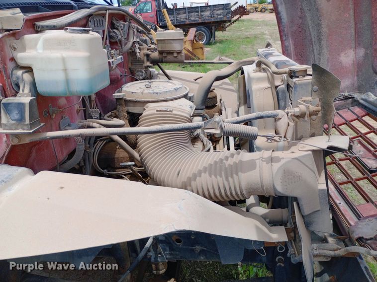 image for item NU9879 1997 GMC C7500 dump truck