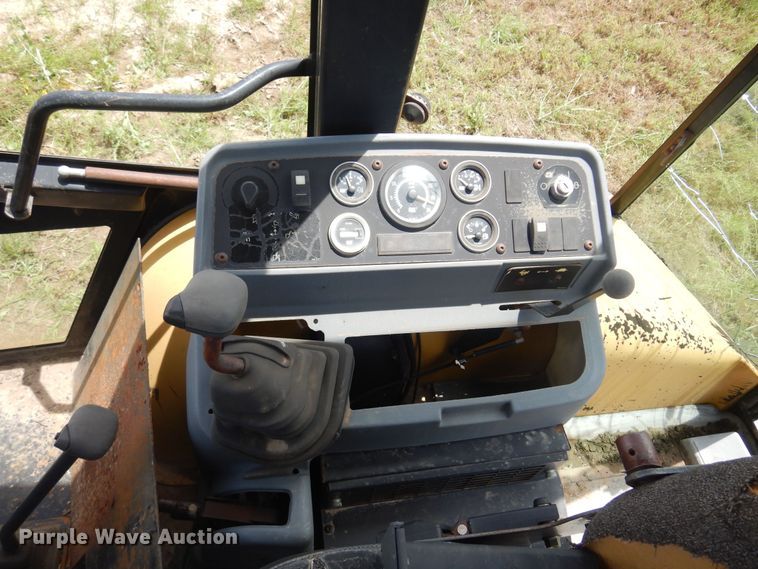 image for item NU9881 1996 Caterpillar  416C backhoe