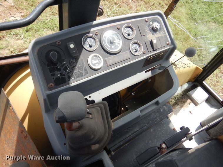 image for item NU9881 1996 Caterpillar  416C backhoe