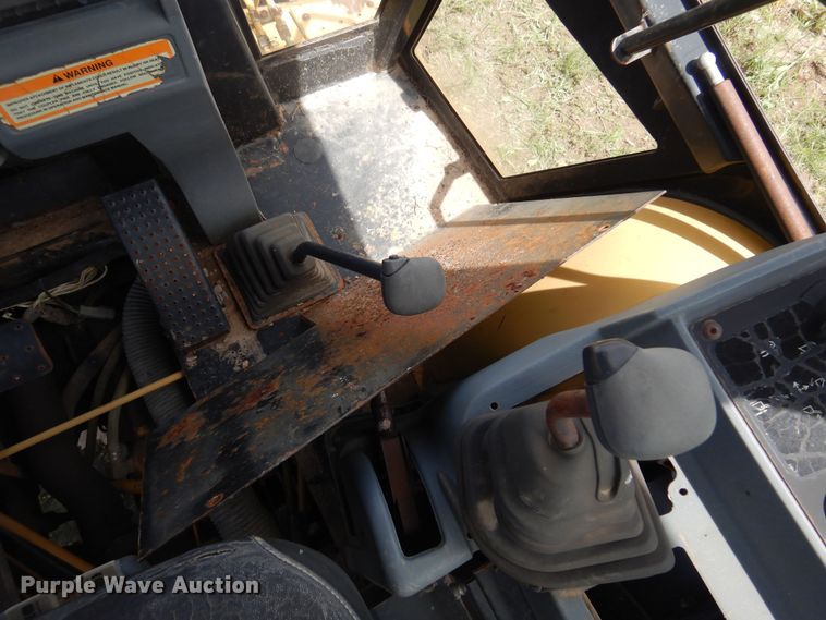 image for item NU9881 1996 Caterpillar  416C backhoe