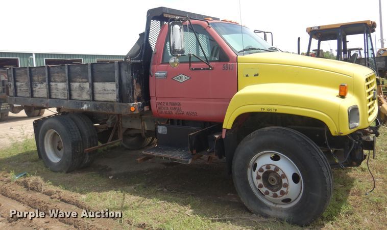image for item NU9883 2000 GMC C7500 dump truck