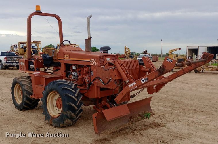 image for item NU9885 1998 Ditch Witch 8020 cable plow