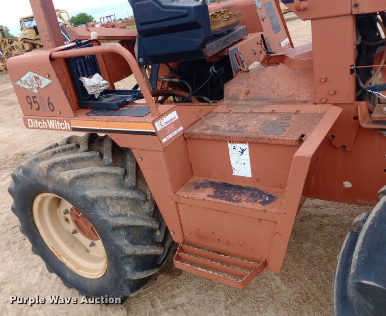 image for item NU9885 1998 Ditch Witch 8020 cable plow