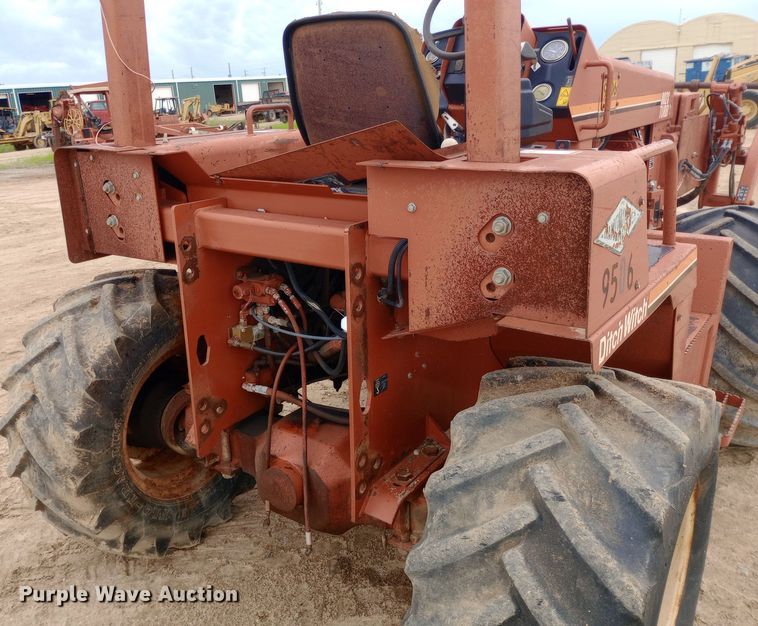 image for item NU9885 1998 Ditch Witch 8020 cable plow