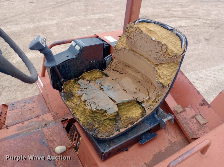 image for item NU9885 1998 Ditch Witch 8020 cable plow