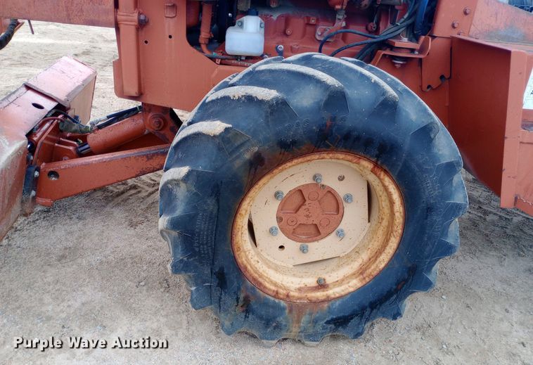 image for item NU9885 1998 Ditch Witch 8020 cable plow