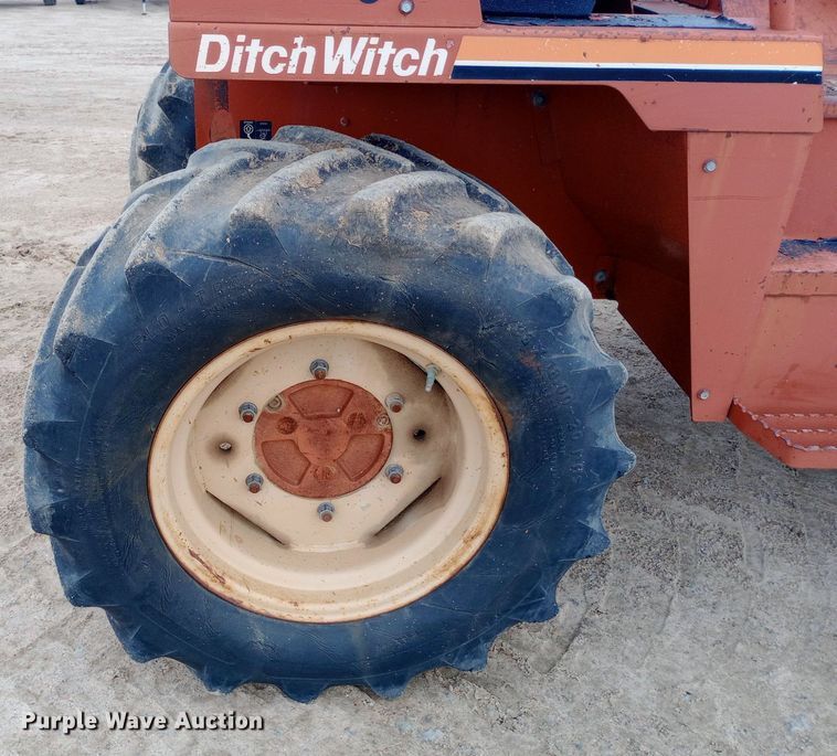 image for item NU9885 1998 Ditch Witch 8020 cable plow