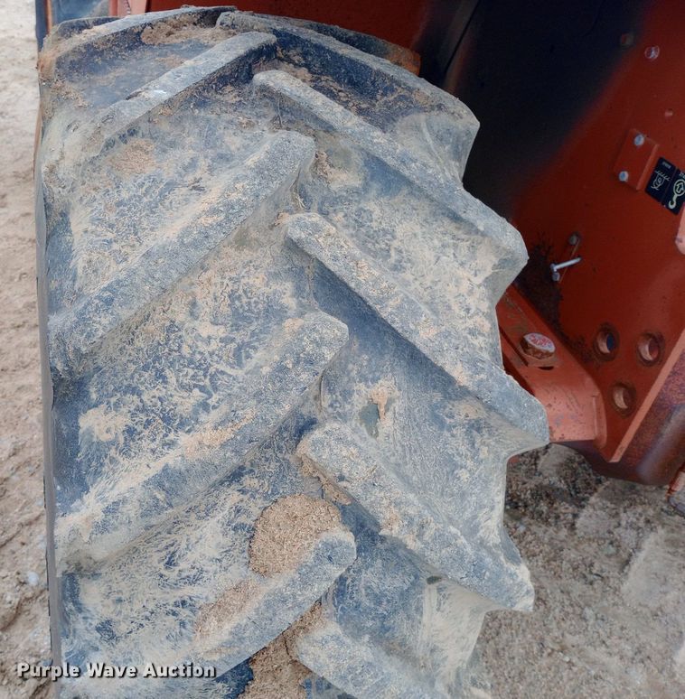 image for item NU9885 1998 Ditch Witch 8020 cable plow