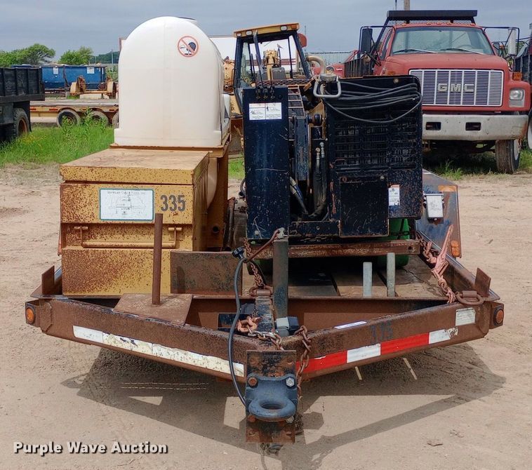 image for item NU9889 2006 Vermeer D6x6 Six Shooter directional boring unit with trailer