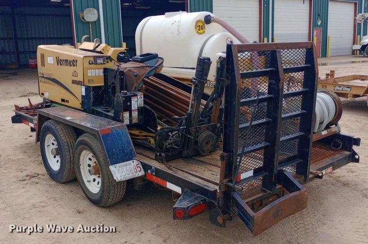 image for item NU9889 2006 Vermeer D6x6 Six Shooter directional boring unit with trailer